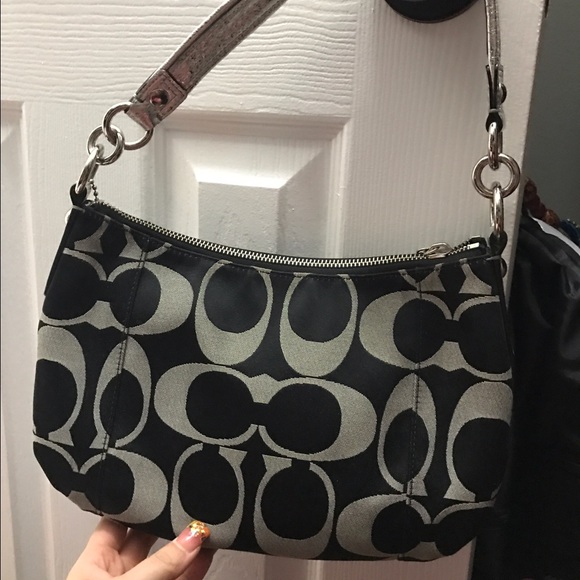 Coach set - Picture 3 of 4