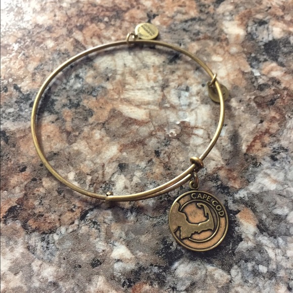Cape Cod Alex n Ani