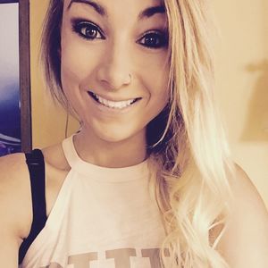 Meet your Posher, Steffi