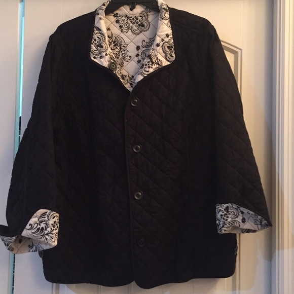 Reversible black & white quilted, twall jacket XL