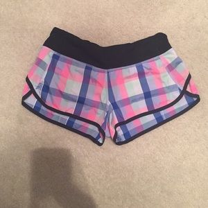 Lululemon speed shorts sz 4