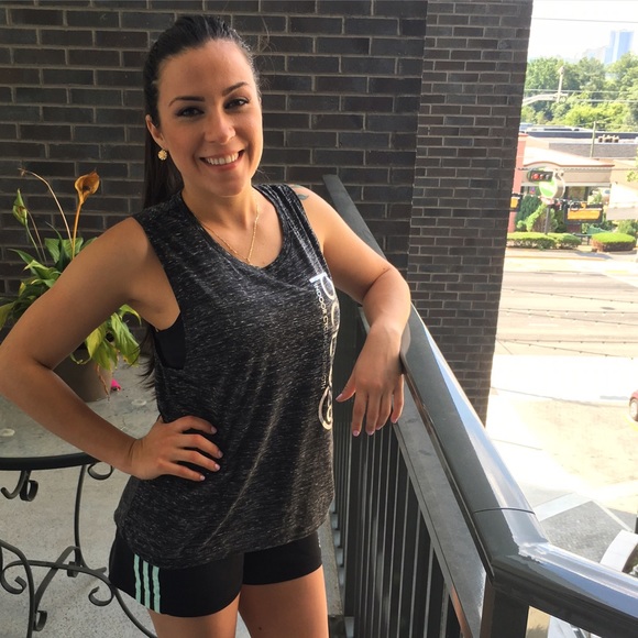 Meet your Posher, Pollyana