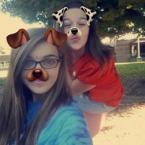 Meet your Posher, Brooke