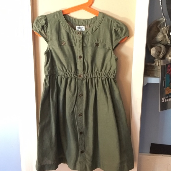 Super cute khaki button down dress.