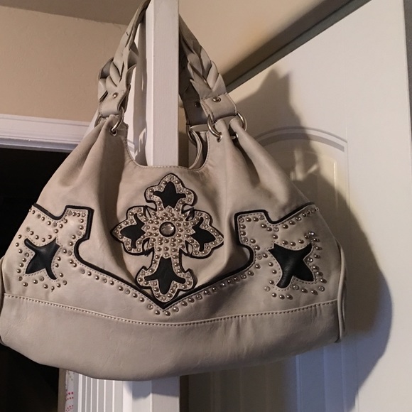 Purse - Picture 1 of 1