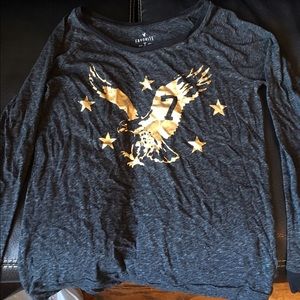 AMERICAN EAGLE Women's Small Long-Sleeved Shirt