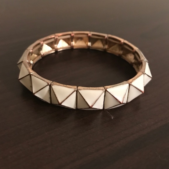 White enamel stretch bracelet