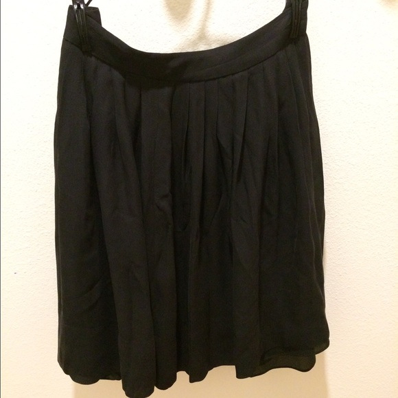 Talbots black pleated skirt