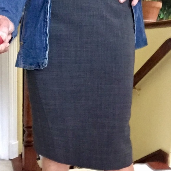 Dark gray pencil skirt - Picture 2 of 3
