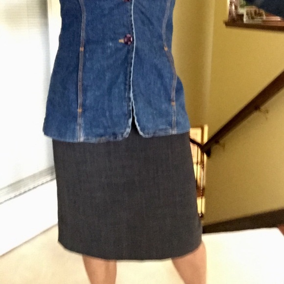 Dark gray pencil skirt - Picture 3 of 3
