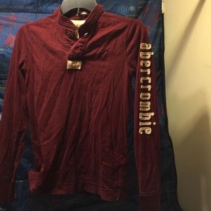 Abercrombie boys long sleeve medium
