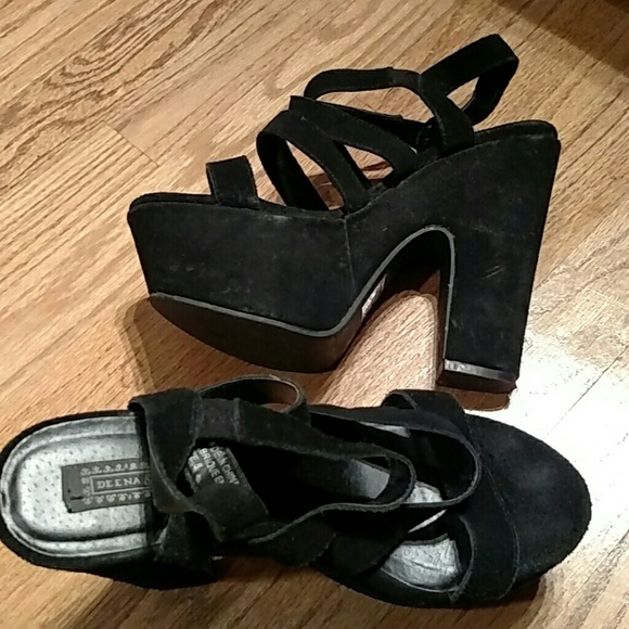 Deena & Ozzy chunky heeled strap shoes
