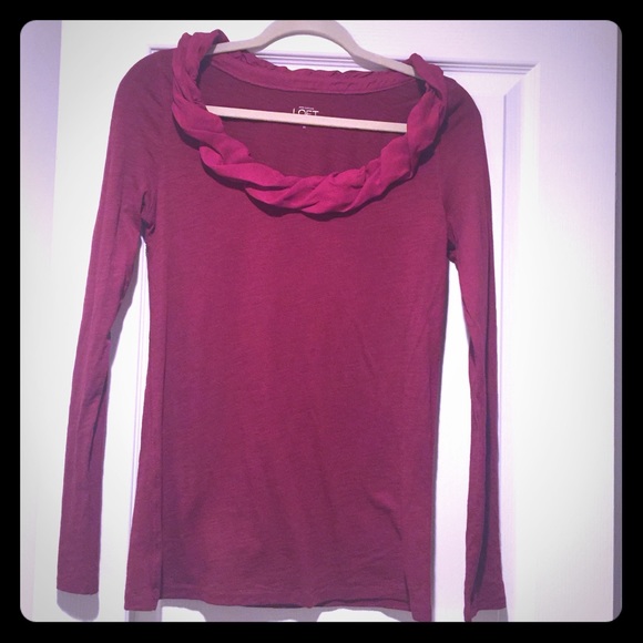 Red long sleeve tee with ruffled collar