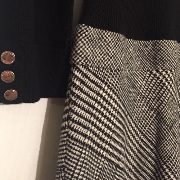 White House/black market very sophisticated dress - Picture 3 of 4
