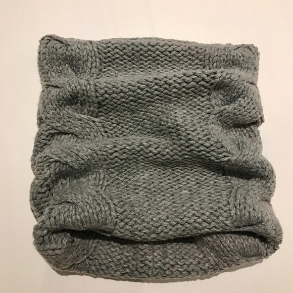 Neck warmer