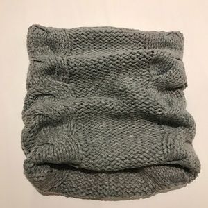 Neck warmer