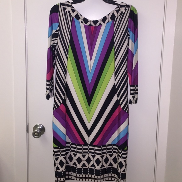 Beautiful lined dress by Analili.