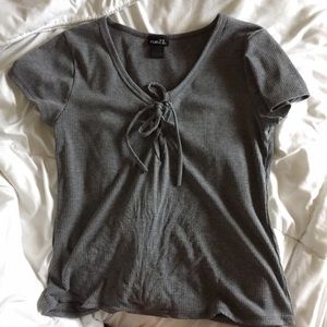 grey lace up top 🌹