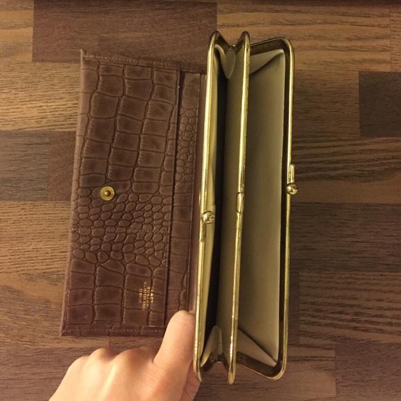 Extra photos for wallet