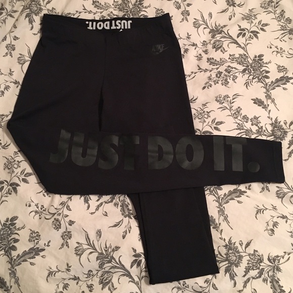 Nike leggings