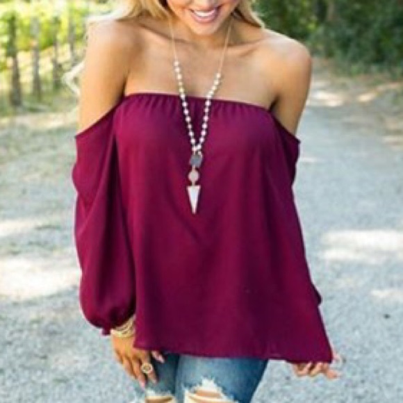 💕HOST PICK💕Burgundy Off-Shoulder Top - Picture 3 of 3