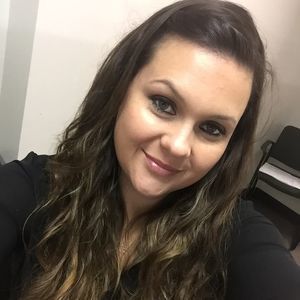 Meet your Posher, Chanel