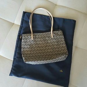 ⬇REDUCED⬇ Fendi Zucca tote bag