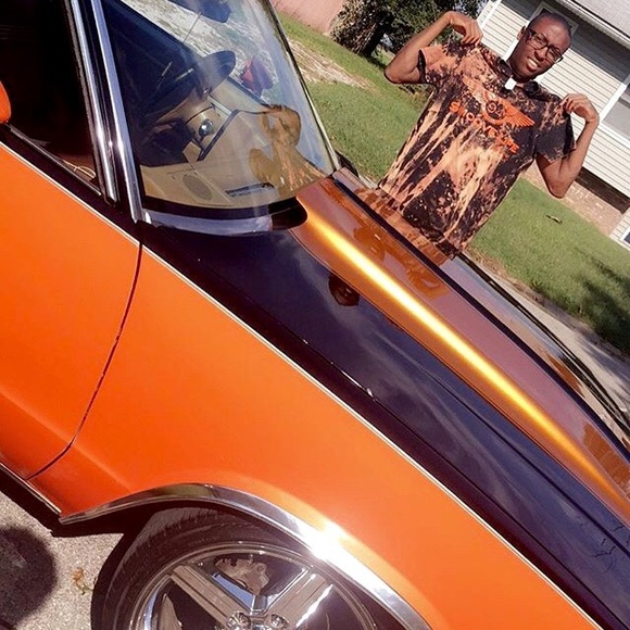 Meet your Posher, Dee