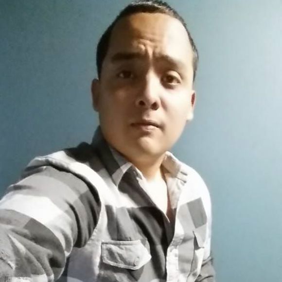 Meet your Posher, Jairo - Picture 1 of 1