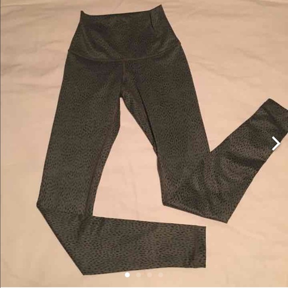 Lululemon 💥SOLD💥 - Picture 2 of 4