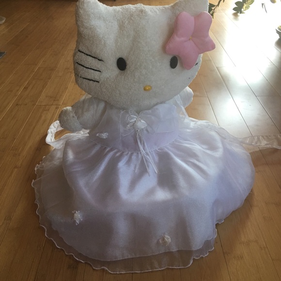 Other - 🌸Flower Girl White Dress🌸