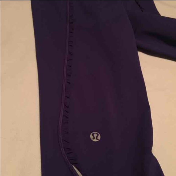 Lululemon 💥SOLD💥 - Picture 3 of 4