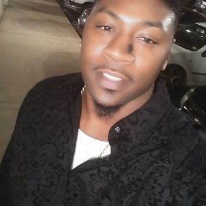 Meet your Posher, Lawrence