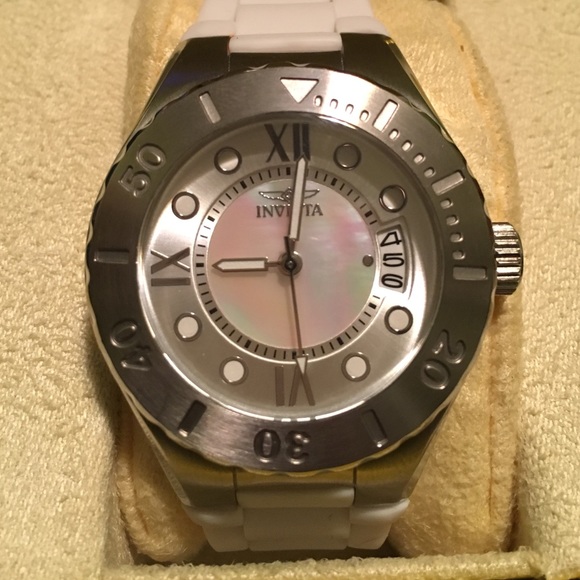 Invicta Angel Tritnite Collection main image 4
