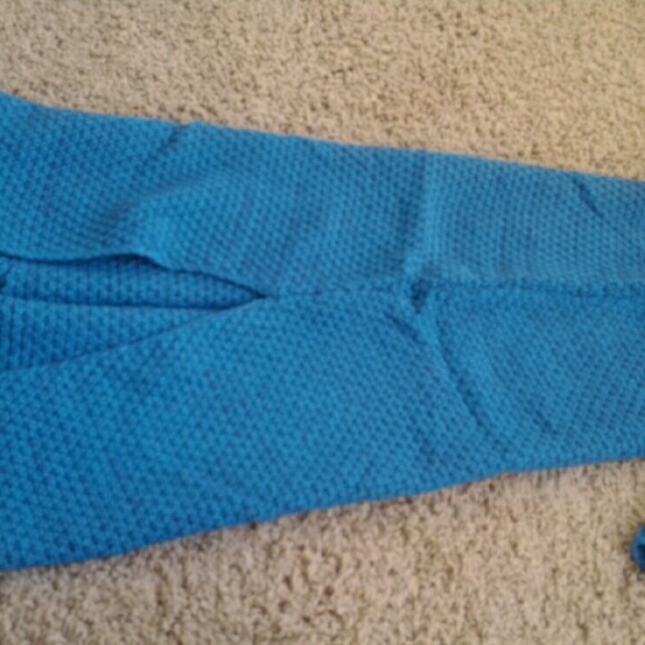 Dark Blue Mermaid Tail Blanket - Picture 3 of 3