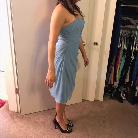 Powder Blue Bridesmaid/Cocktail dress. Size 4 - Picture 2 of 4
