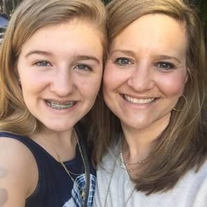 Meet your Posher, Leslee
