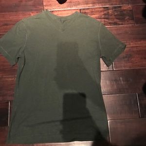 Lululemon classic 5 year v neck