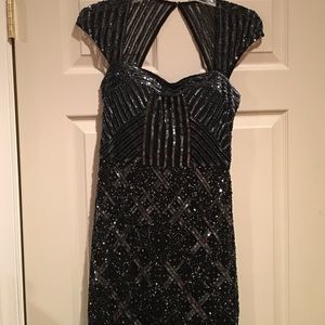 Adrianna Papell size 6