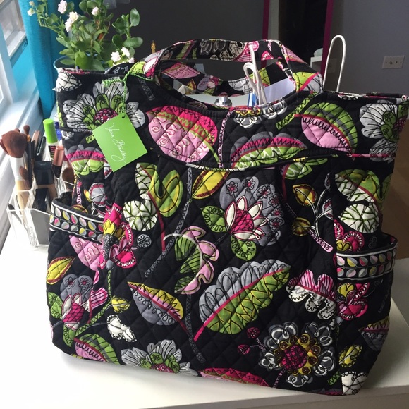 New Vera Bradley pleated tote