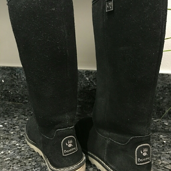 Bearpaw boots - Picture 2 of 7