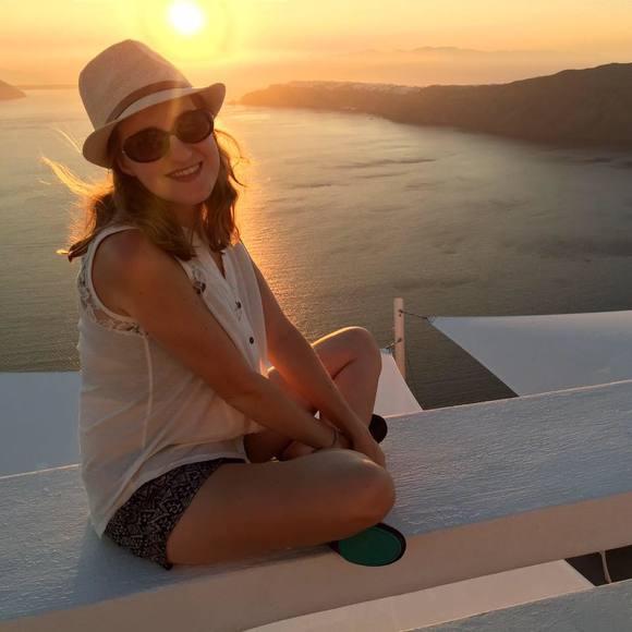 Meet your Posher, Emily