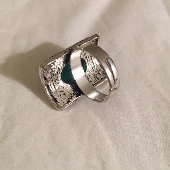 Turquoise ring - Picture 2 of 2