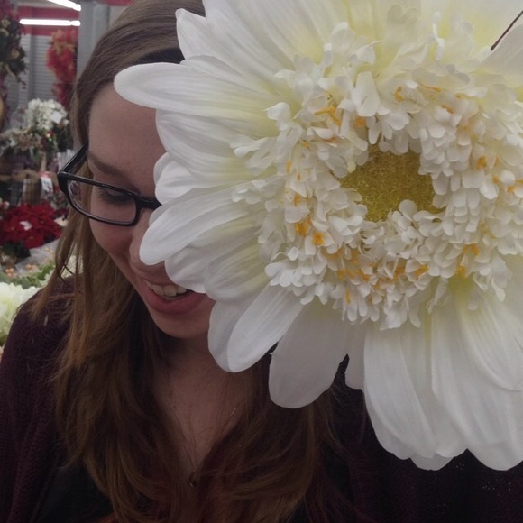 Meet your Posher, Ali - Picture 1 of 1