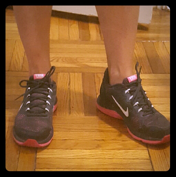 Nike Shoes - Nike Dual Fusion 3 Black Pink Running Shoes