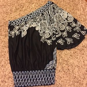 One shoulder sexy top