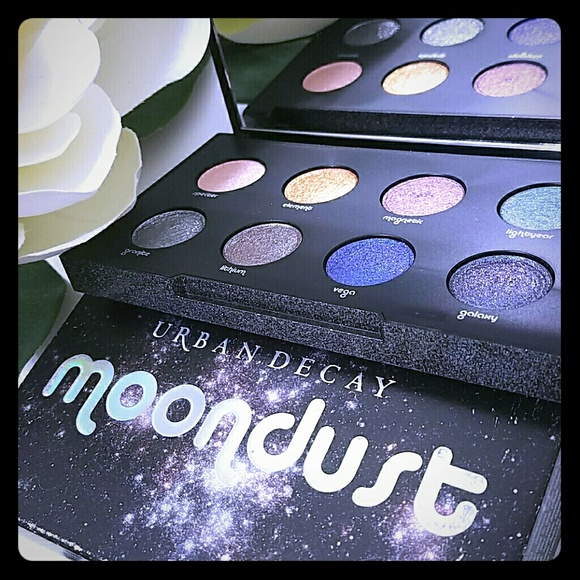 Urban DECAY Moondust Eye Shadow Palette