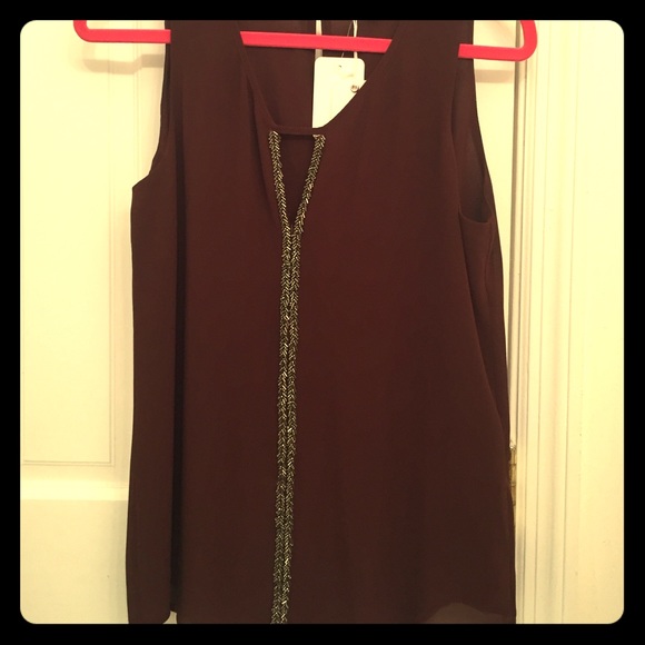 Brown tank with key hole
