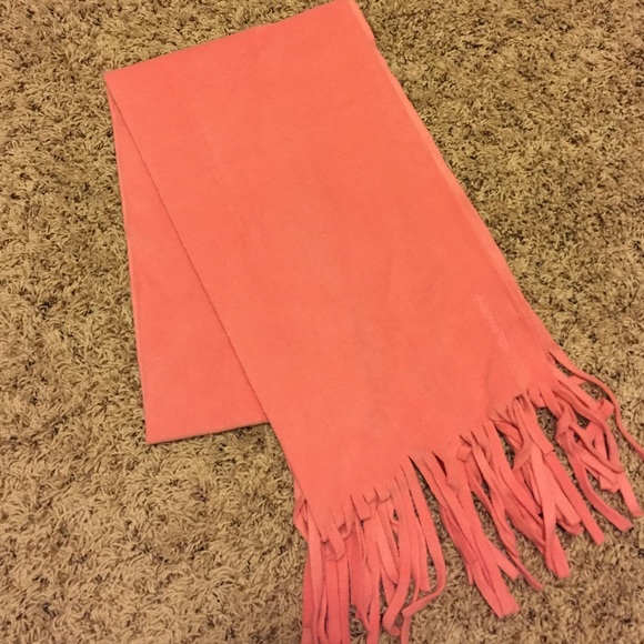 Old Nave fleece scarf, like new