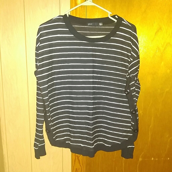 Long sleeve shirt